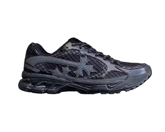 Bravest Tripple Black Kross Kountry Runner